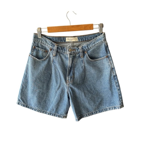 Abercrombie & Fitch - The Loose Short
High Rise Pleated Sz 28/6 - Picture 2 of 7